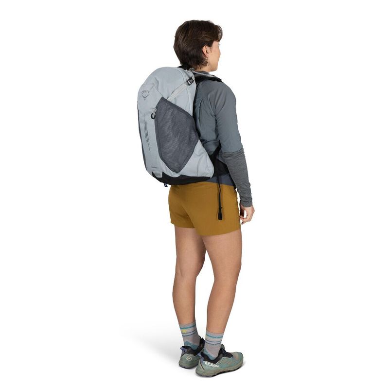 Superlett Dagstursekk Hikelite 22 LT fra Osprey, Tundra Green