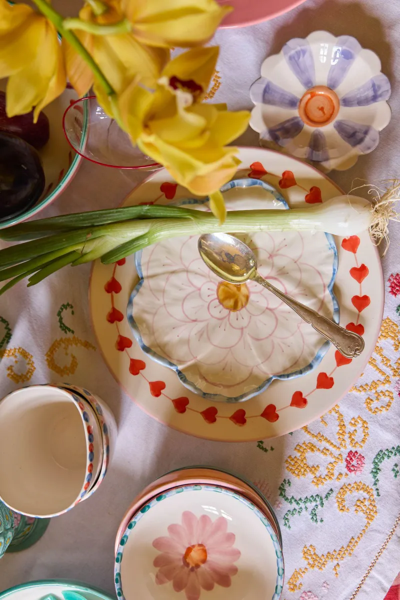 Rice liten skål i keramikk – lilla striper (12,5 cm)