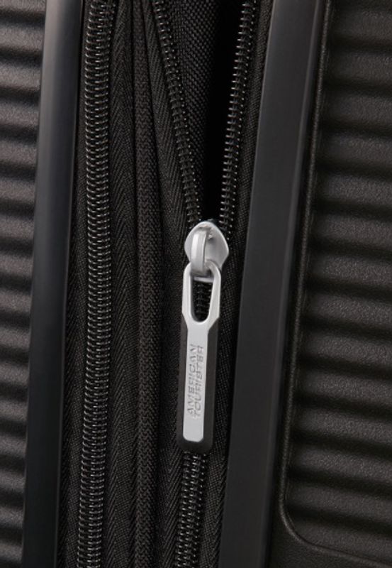 Koffert utvidbar 97-110L Soundbox American Tourister