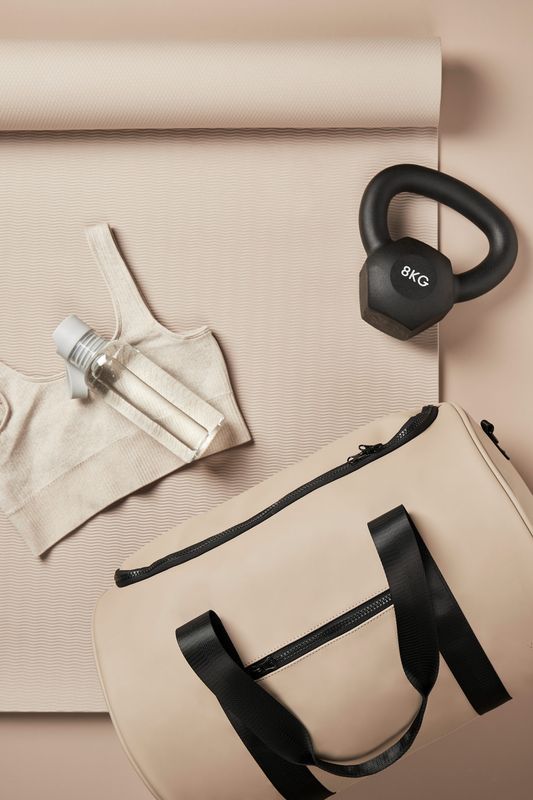 Baltimore sporterbag i nubuck PU-skinn Vinga of Sweden