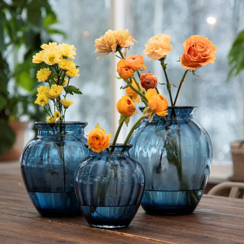 Emily Vase 23cm Blå Optikk